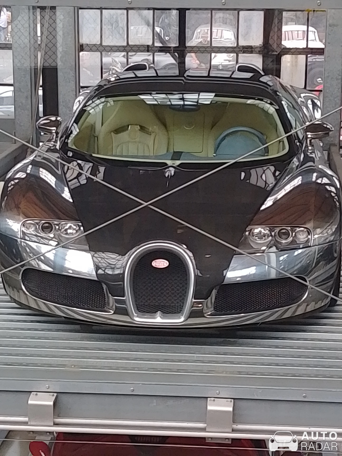 Bugatti Veyron 16.4 Pur Sang spotted