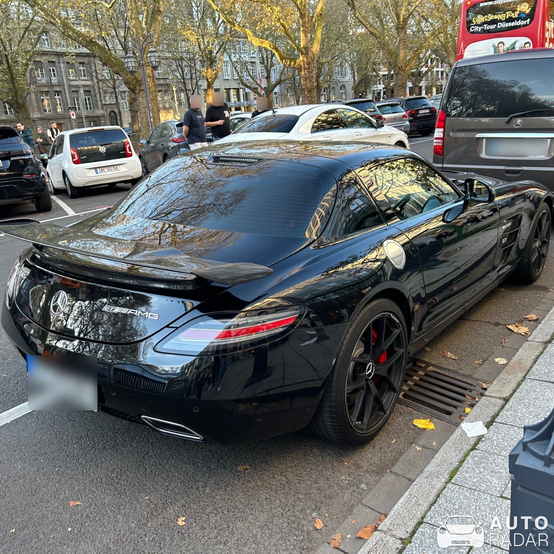 Mercedes-Benz SLS AMG spotted in Düsseldorf, Deutschland