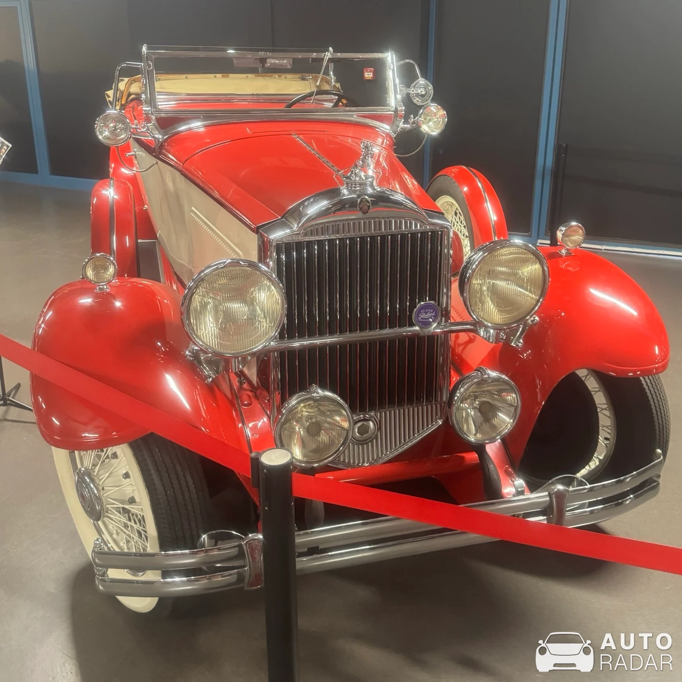 Packard Super Eight spotted in Budapest