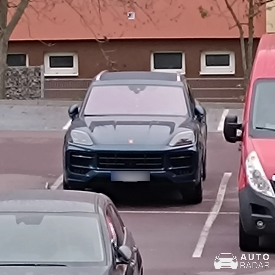 Porsche Cayenne S spotted in Okres Znojmo, Czechia