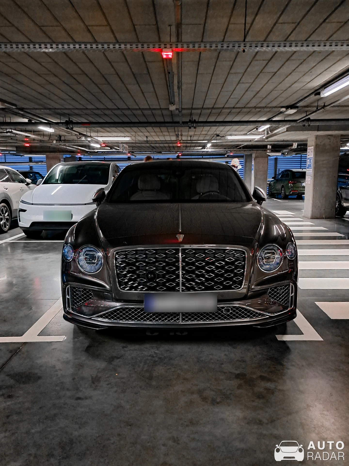 Bentley Flying Spur W12 2022 Mulliner spotted in Poznań