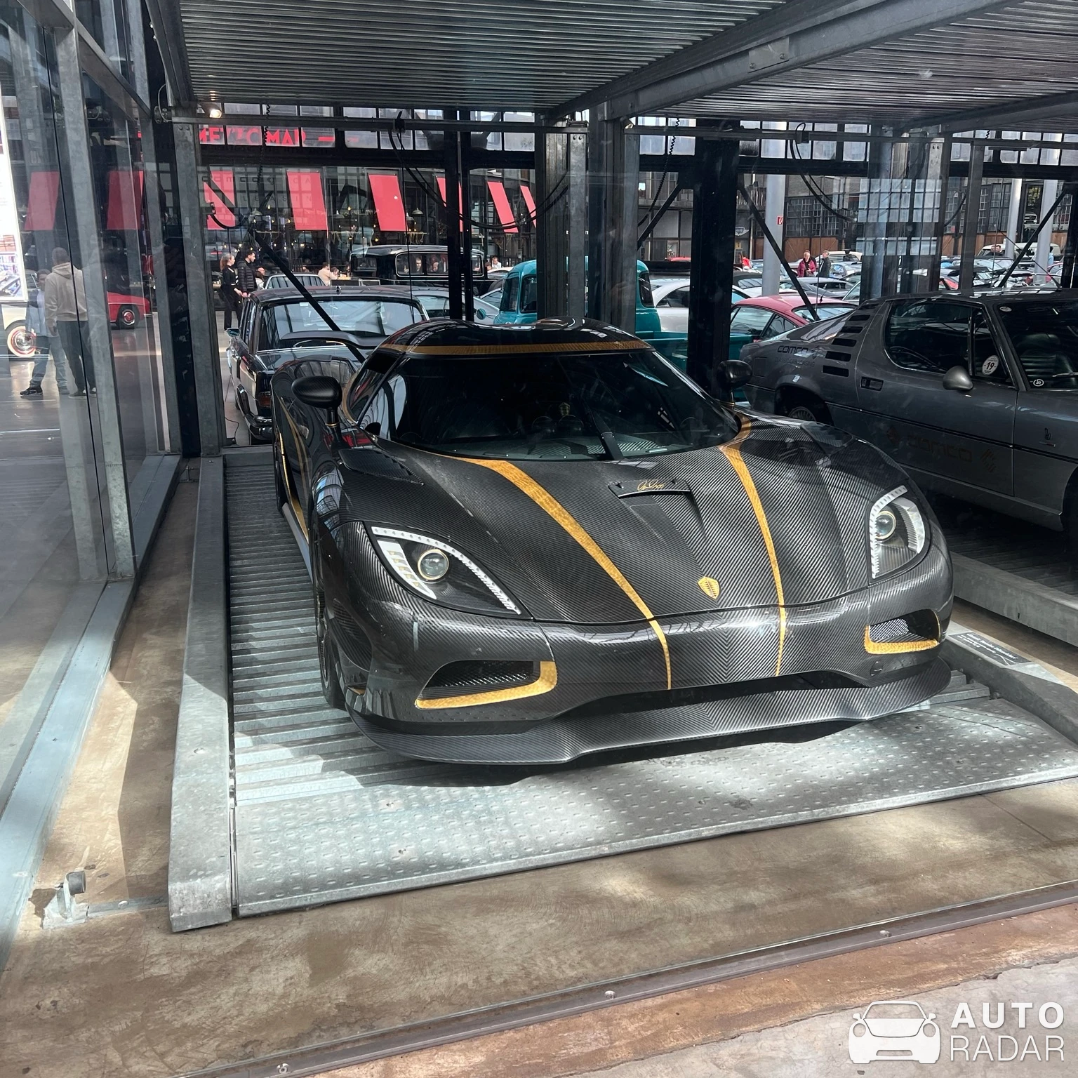 Koenigsegg Agera S Hundra spotted in Düsseldorf