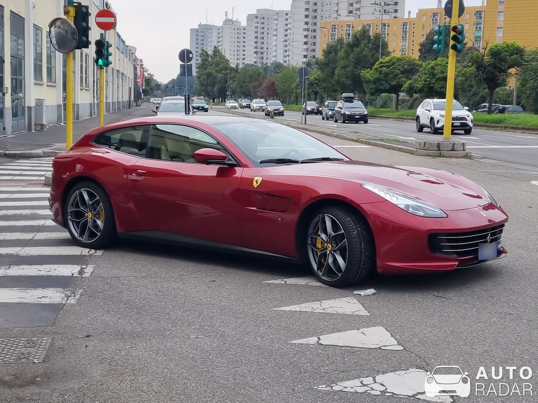 Ferrari GTC4Lusso spotted in Città metropolitana di Milano, Italia