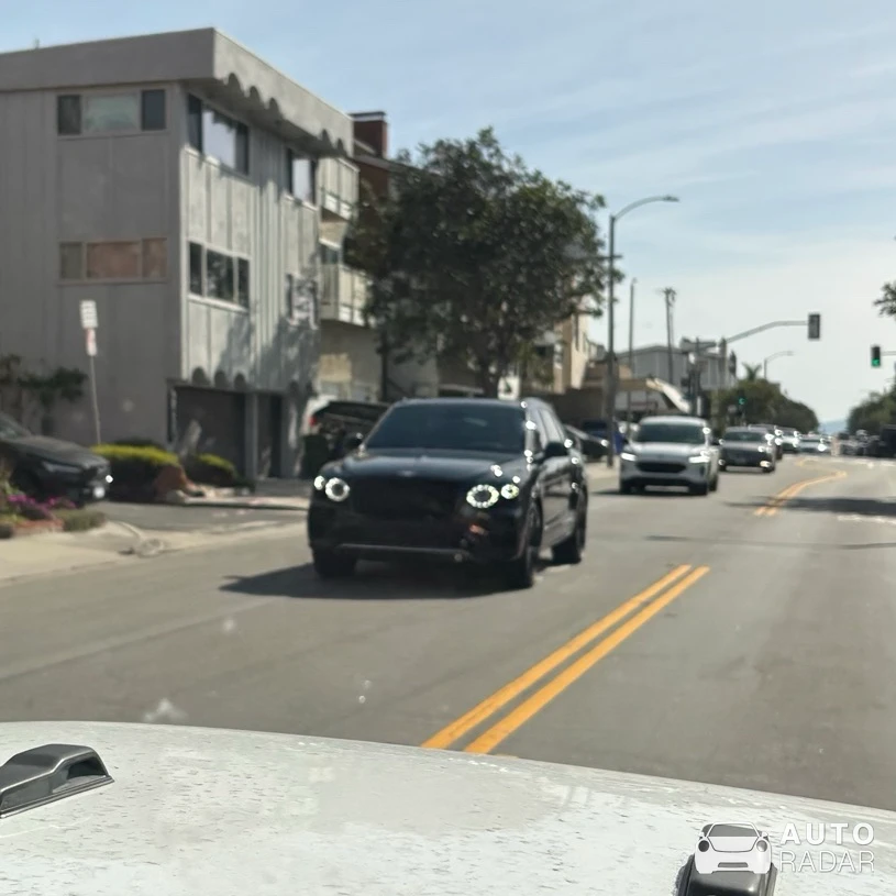 Bentley Bentayga Azure spotted in Manhattan Beach, United States