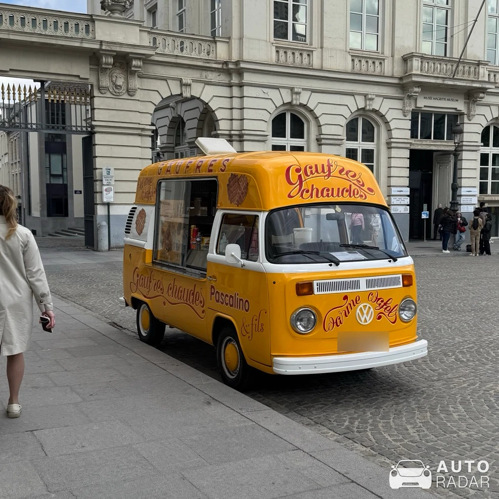 Volkswagen T1 spotted in Bruxelles