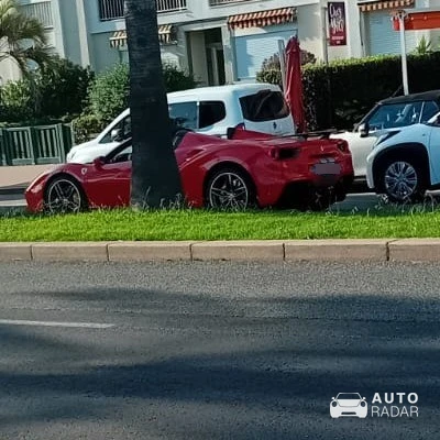 Ferrari 488 Spider spotted in Nice, France
