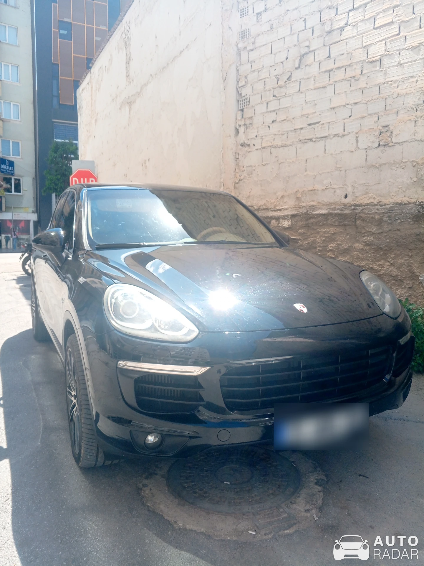 Porsche Cayenne Diesel spotted in Pamukkale