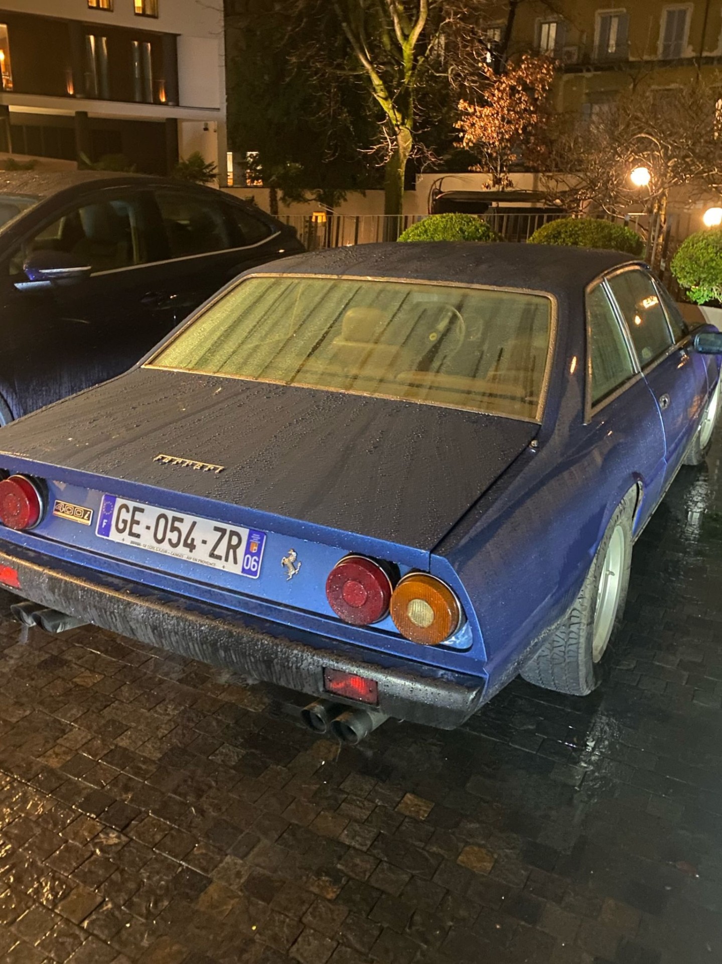 Ferrari 400i