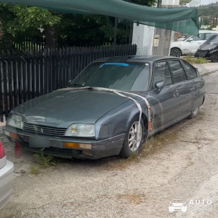 Citroën CX spotted in Paleokastro
