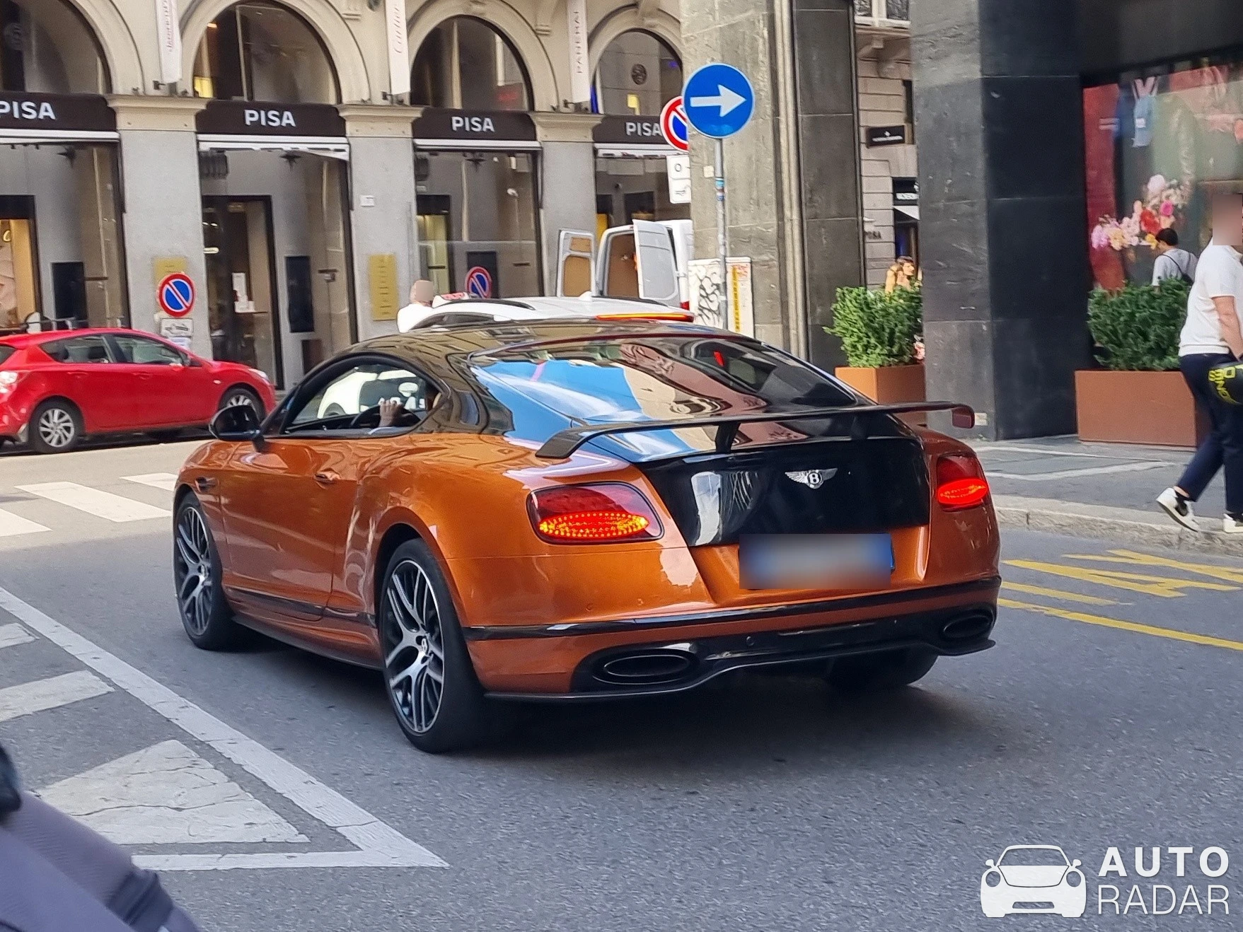 Bentley Continental Supersports Coupé Limited Edition spotted in Milano