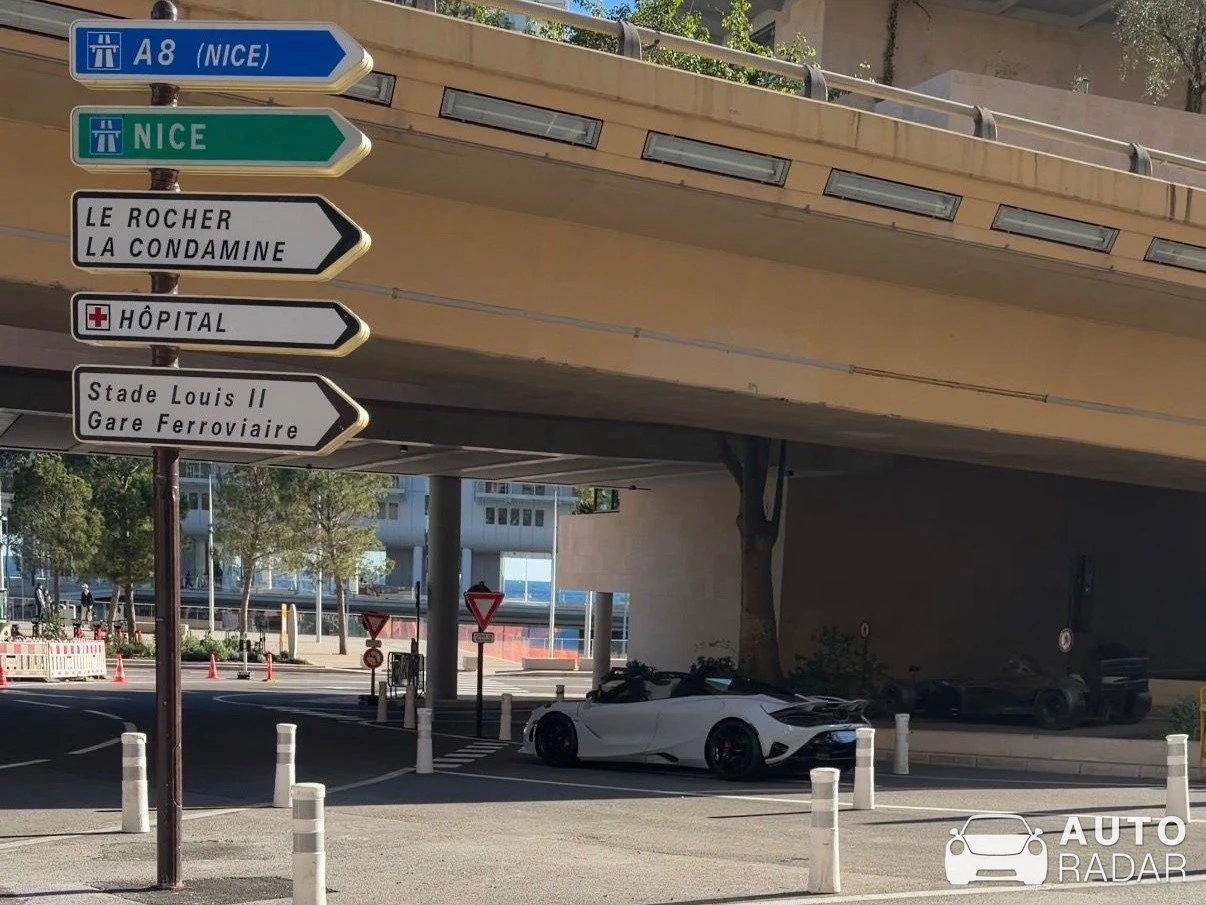 McLaren 720S Spider spotted in Monaco, Monaco