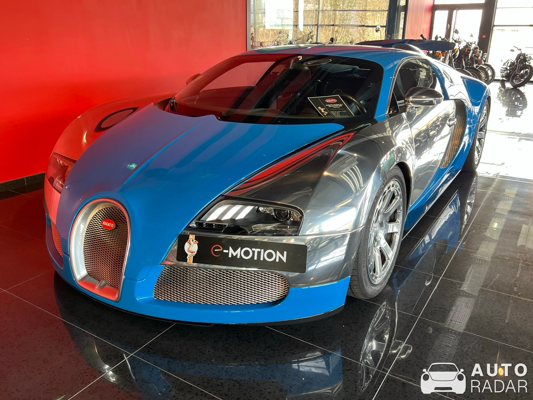 Bugatti Veyron 16.4 Centenaire spotted in Annecy