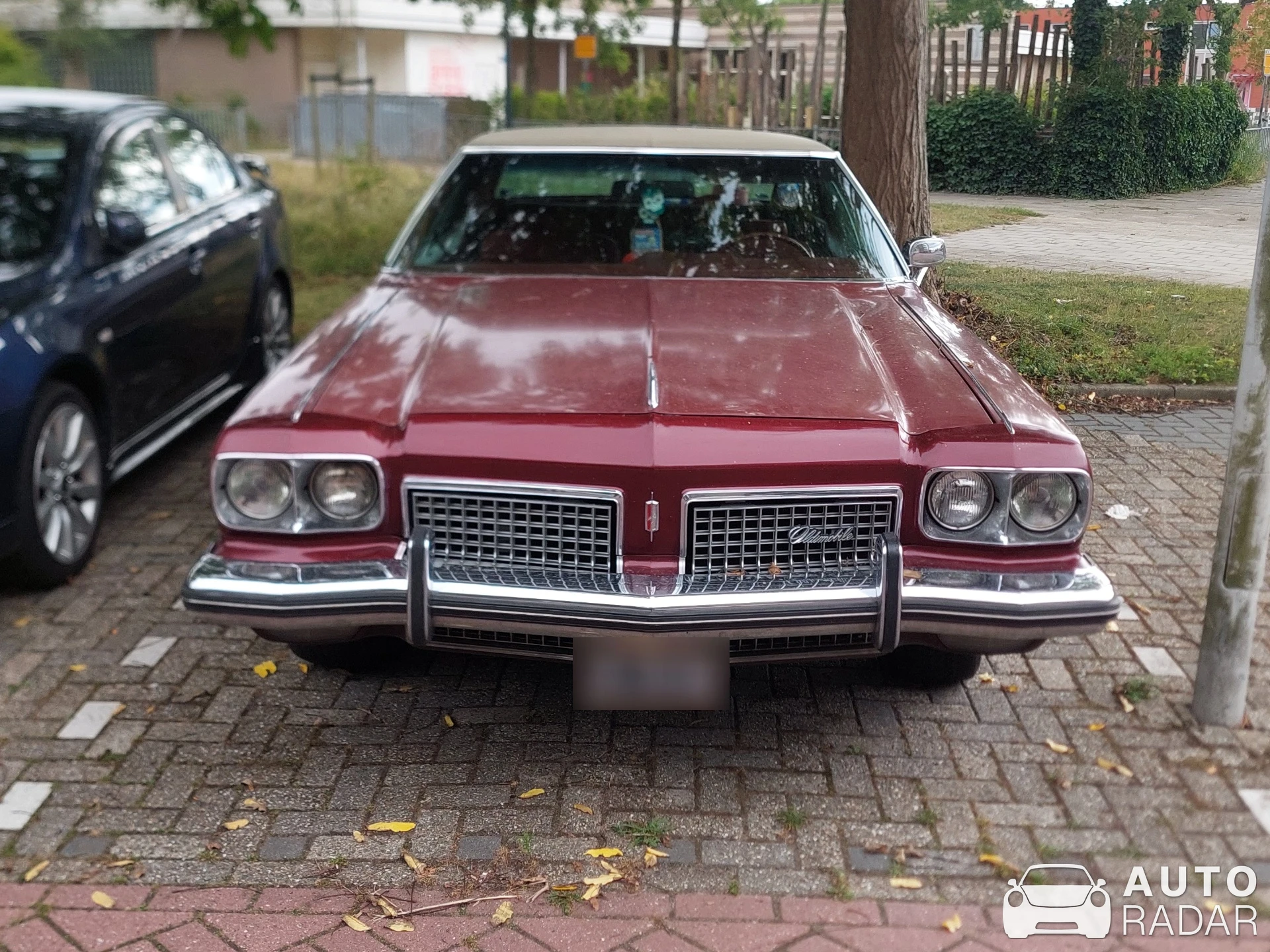 Oldsmobile 98 spotted in Leiden