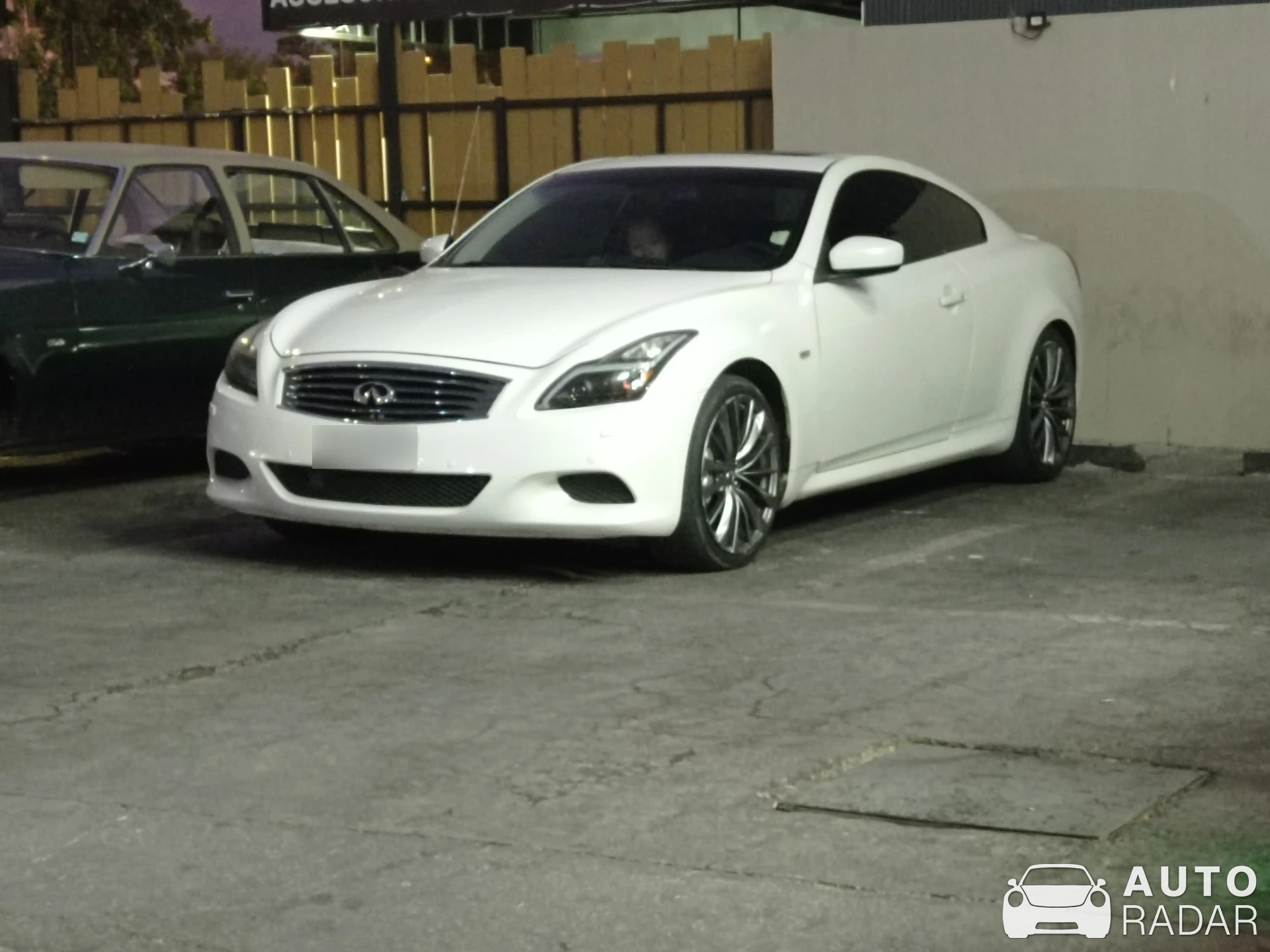 Infiniti G37 spotted in Vitacura, Chile