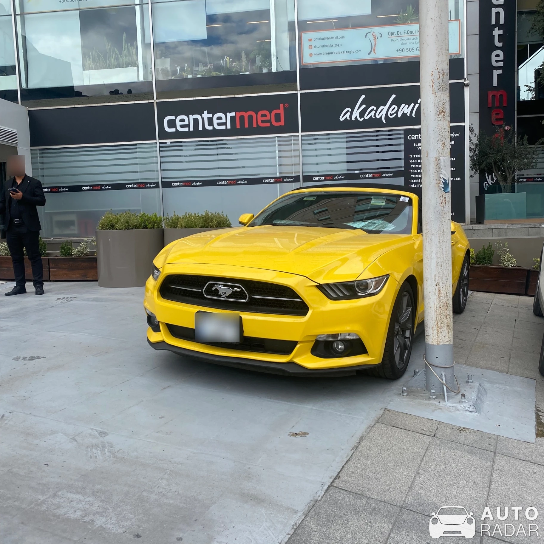 Ford Mustang GT spotted in Şişli, Türkiye