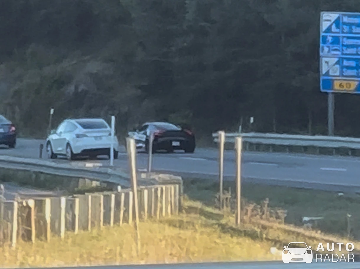 Lotus Emira V6 spotted in Mont-Tremblant