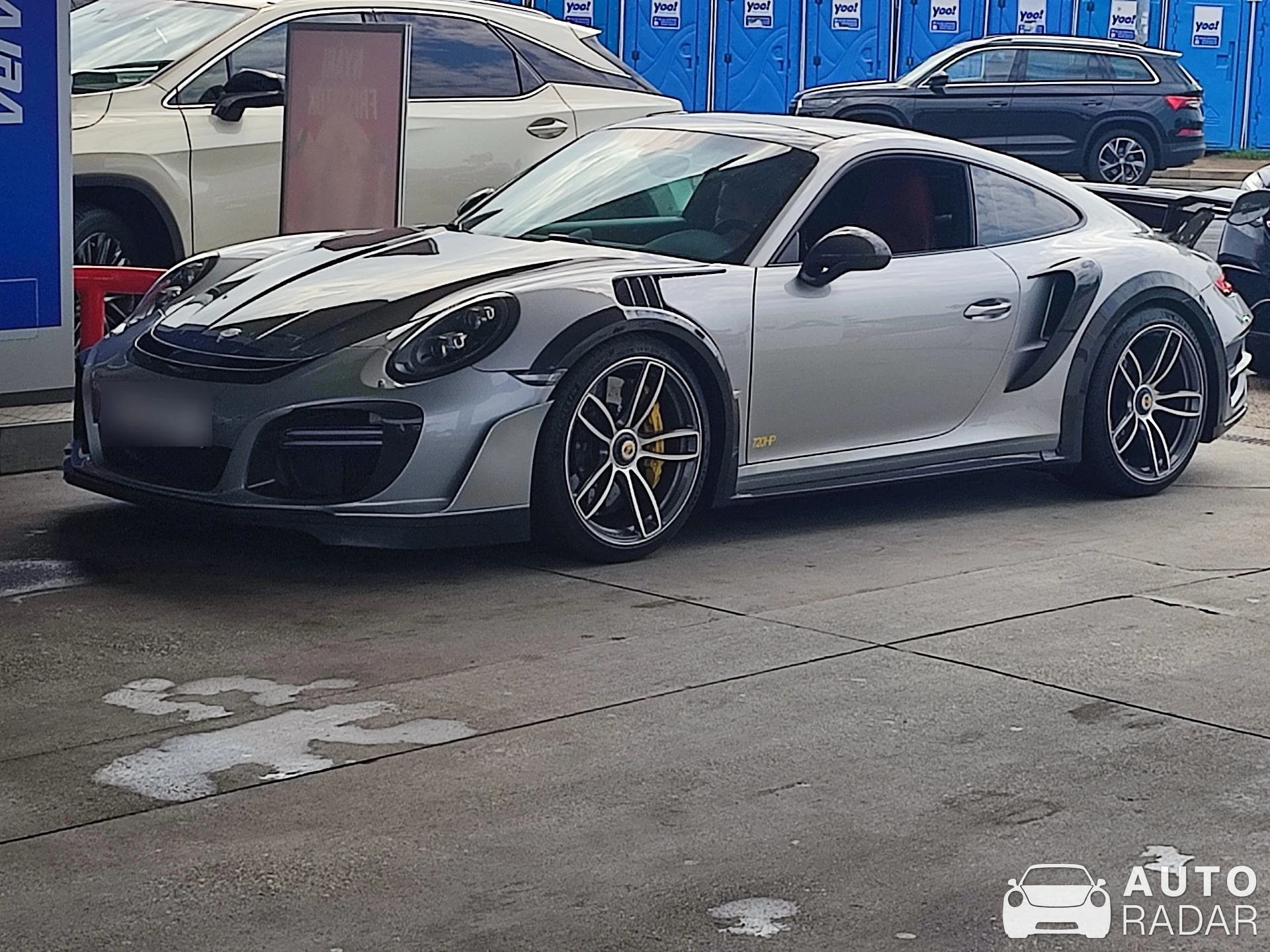 Porsche 991 GT2 RS spotted in Zalakomár, Hungary