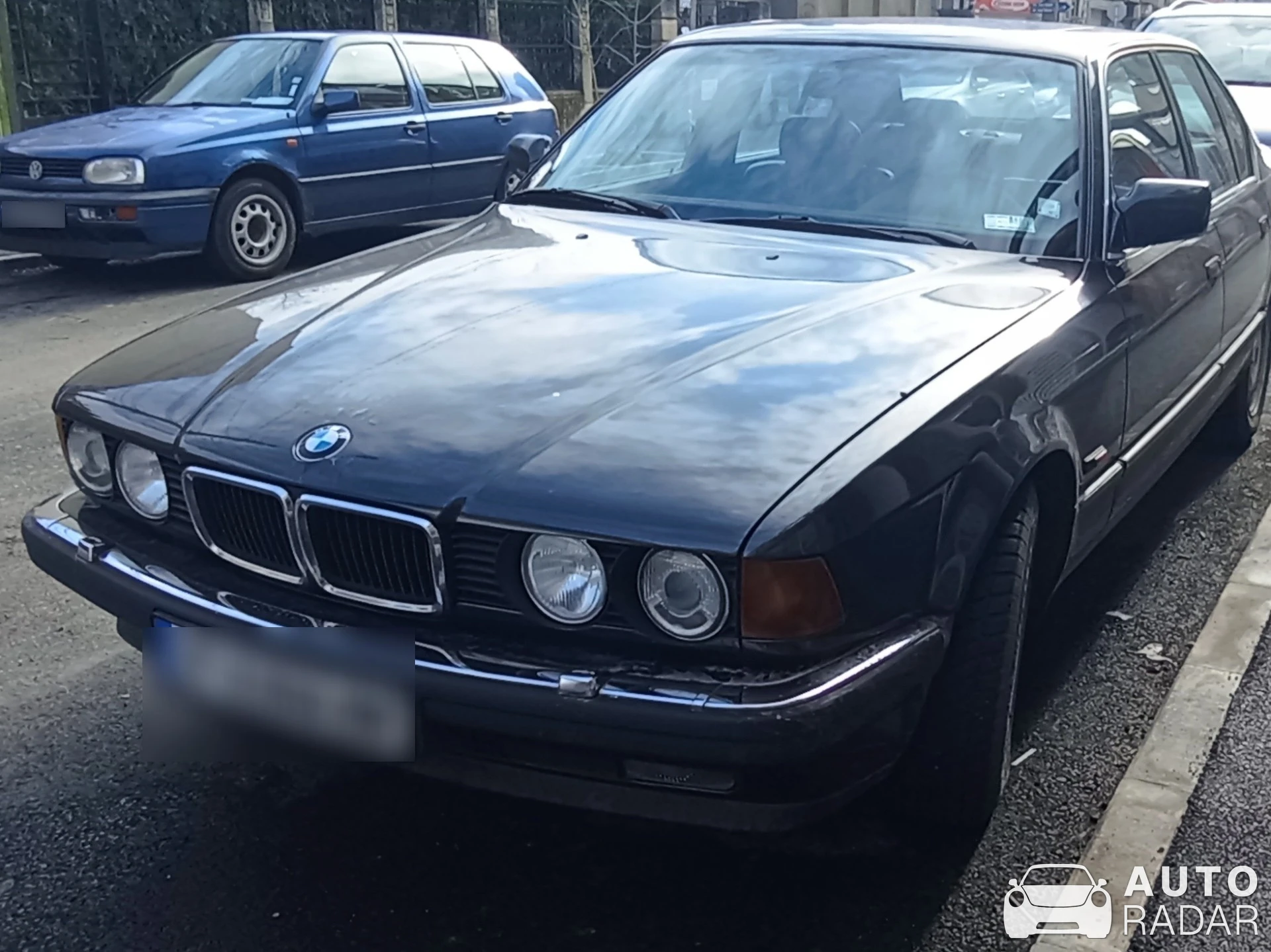 BMW 7 Series E32 spotted in Русе, България