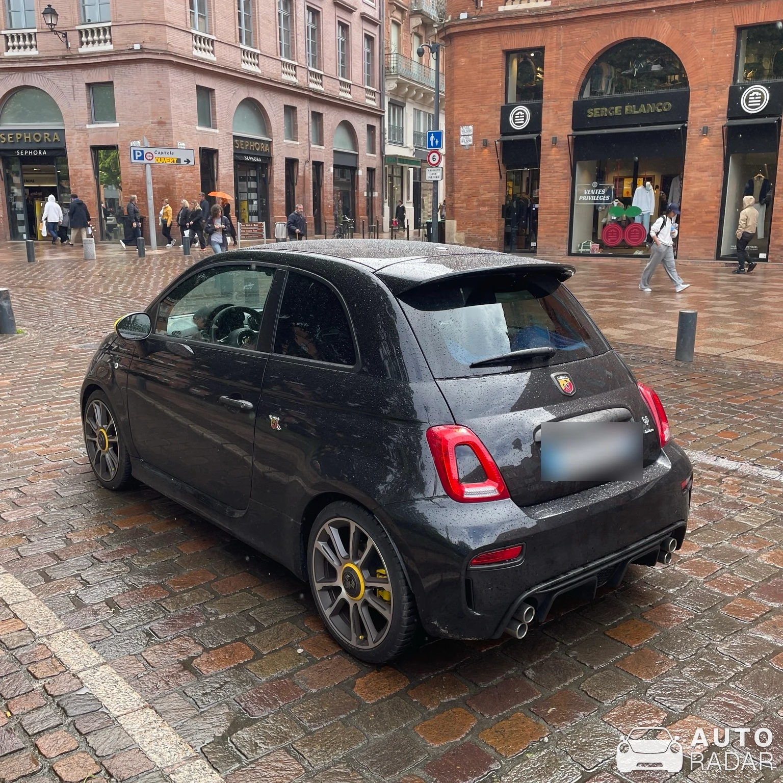 Abarth 695 Tributo Maserati spotted in Toulouse