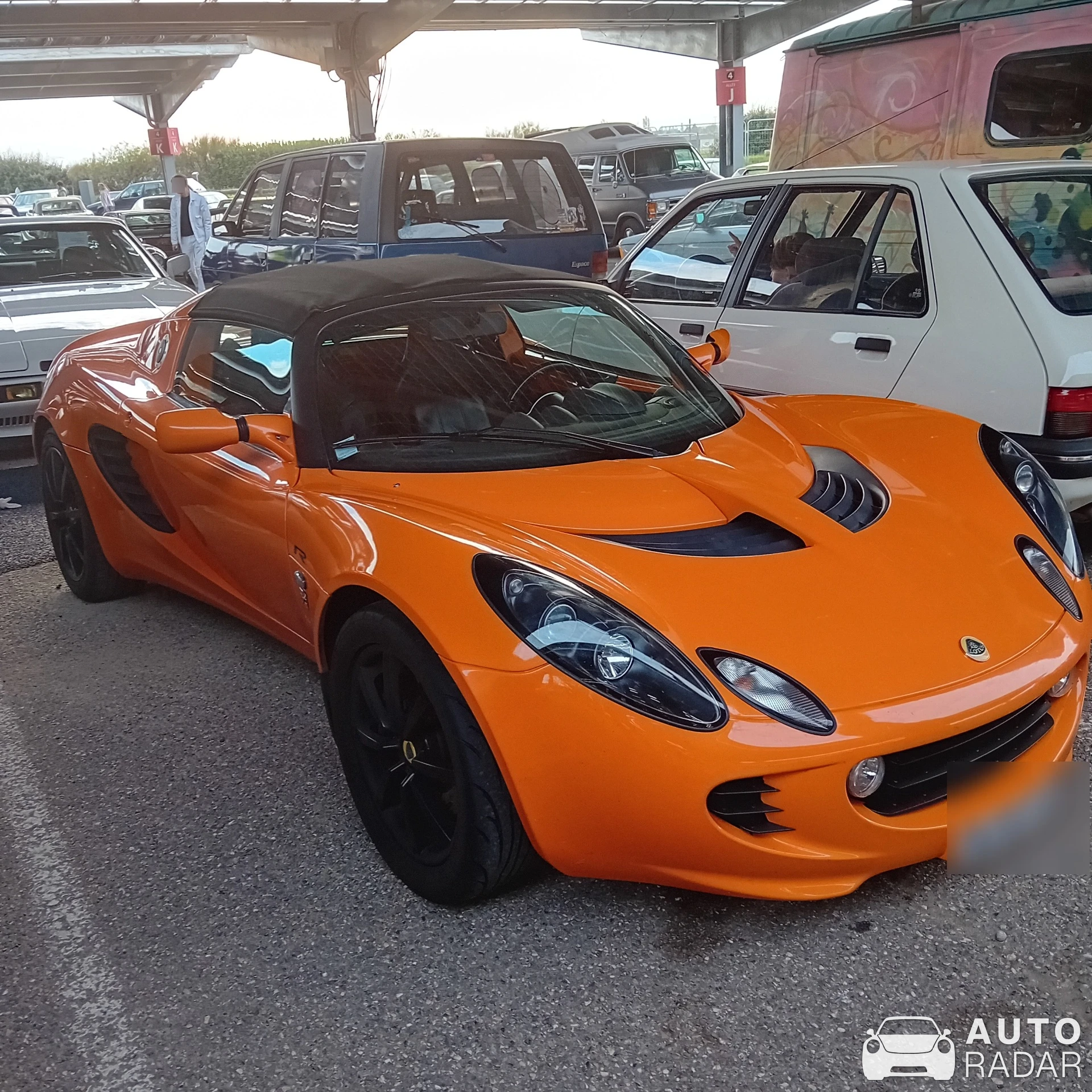 Lotus Elise S1 spotted in Lyon, France