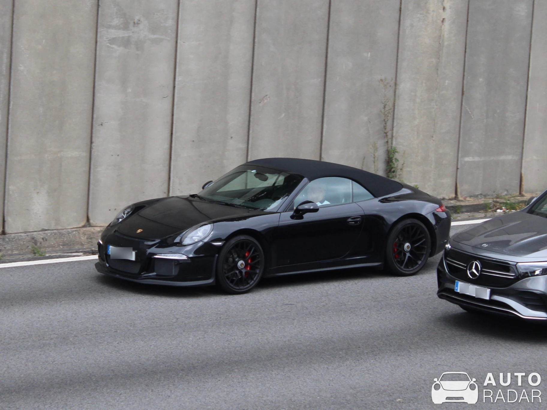 Porsche 991 Carrera 4 GTS Cabriolet MkI spotted in Porto