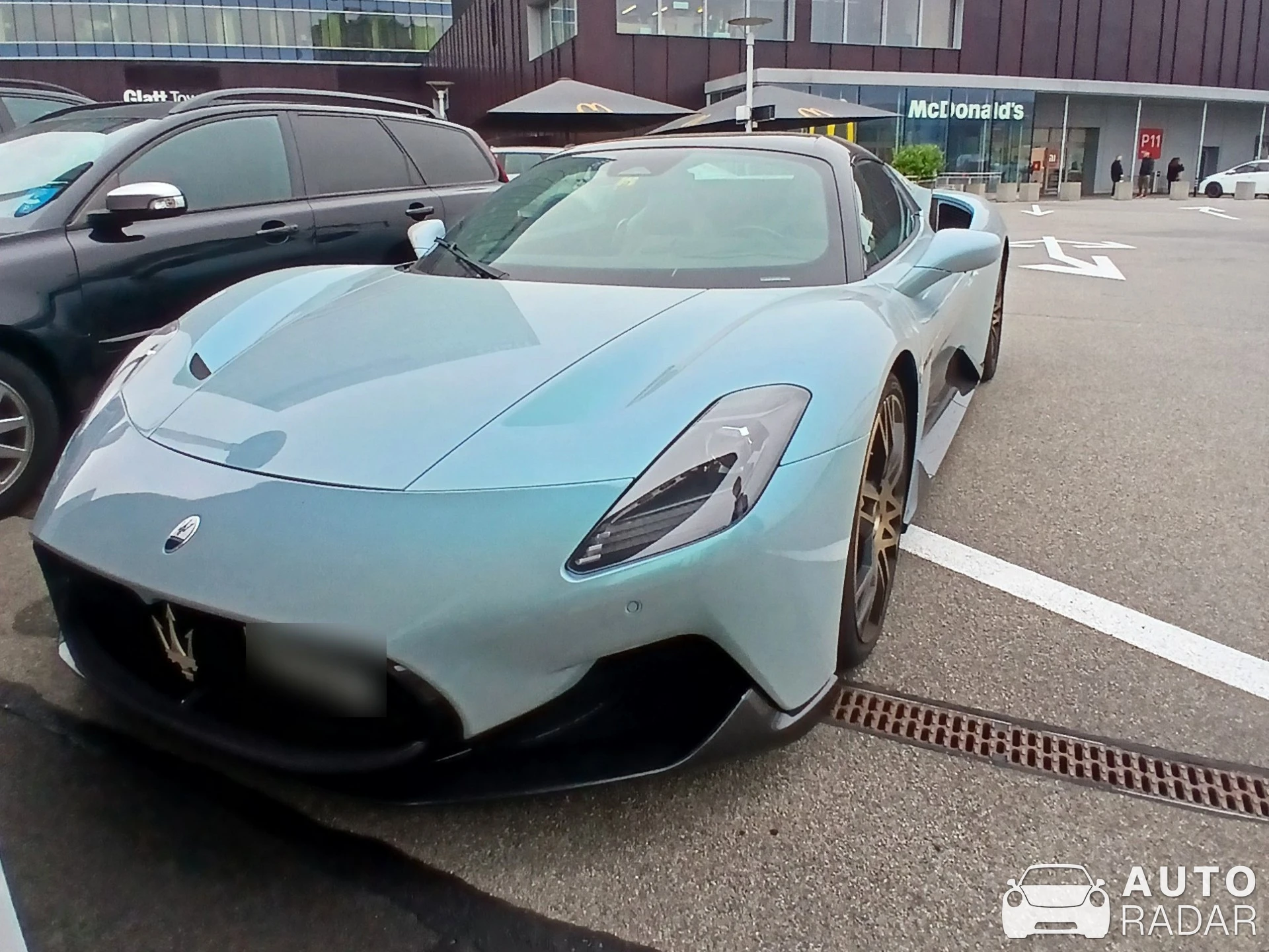 Maserati MC20 spotted in Wallisellen, Schweiz