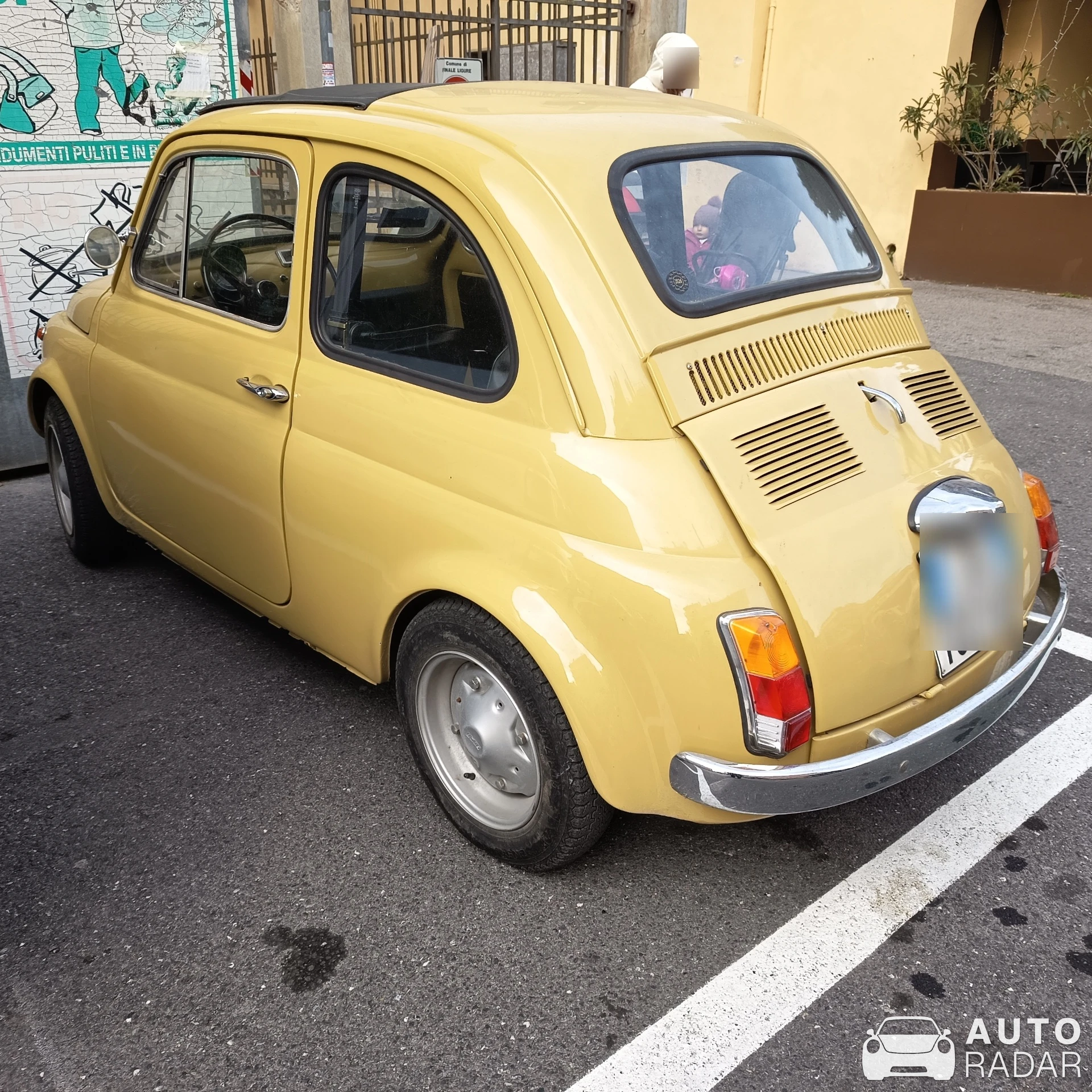 Fiat 500 L spotted in Finale Ligure, Italy