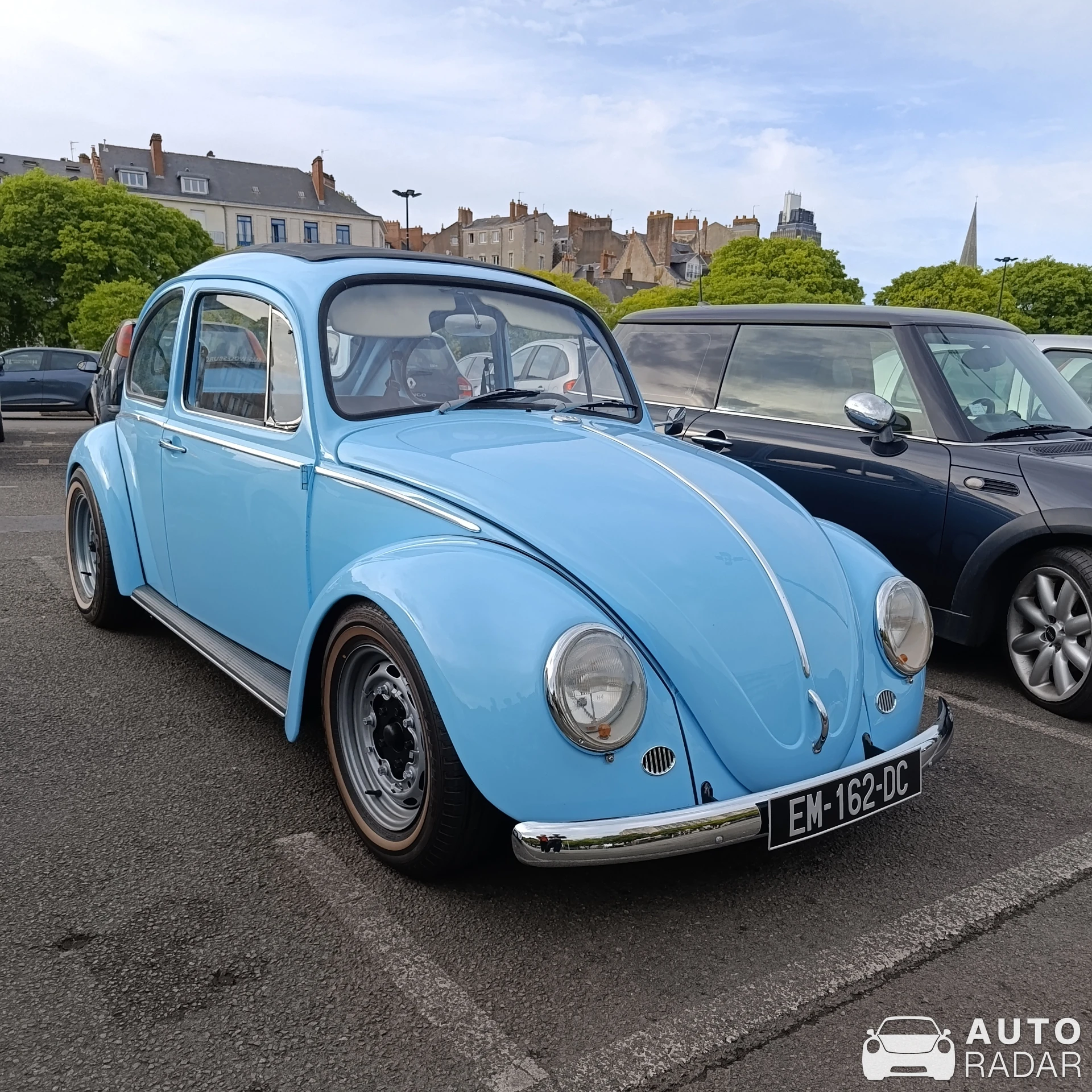 Volkswagen Beetle spotted in Orvault