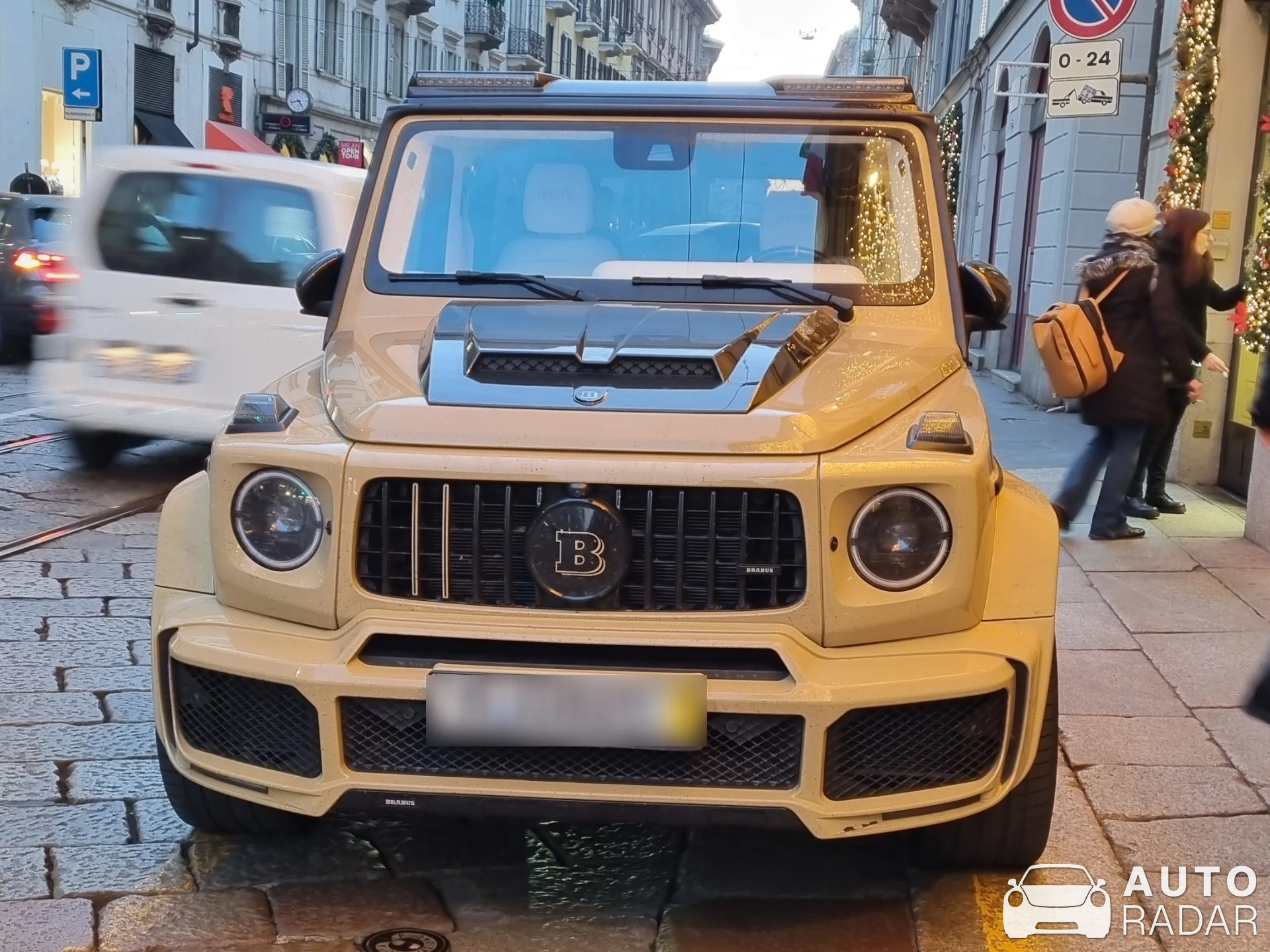 Mercedes-AMG Brabus G 800 spotted in Milano, Italia