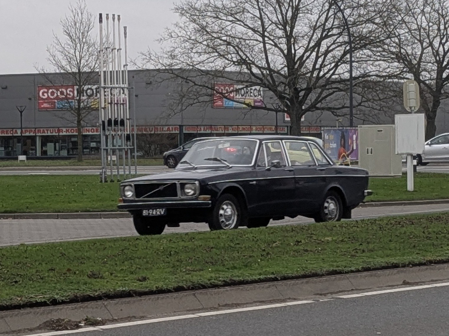 Volvo 142