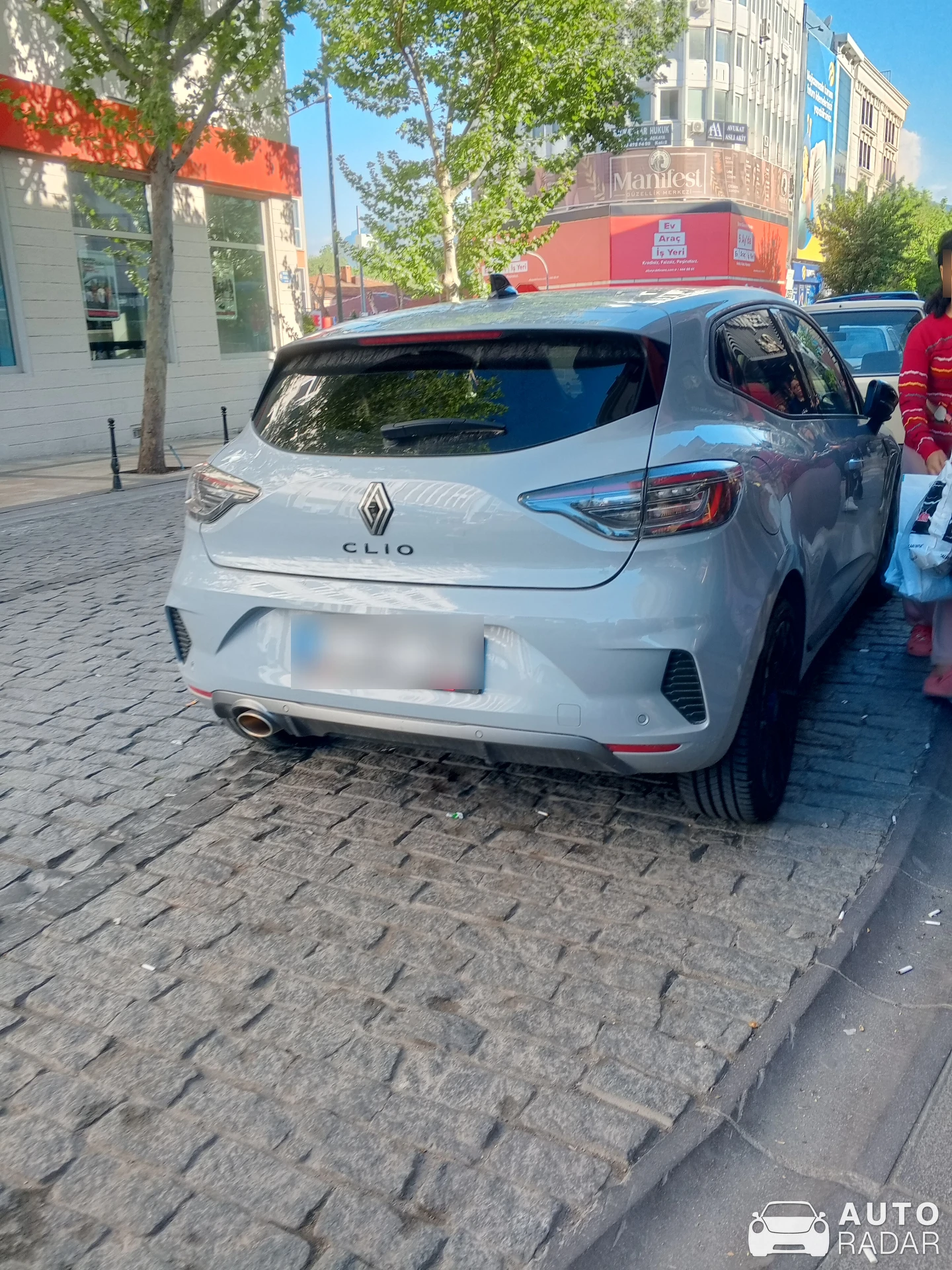 Renault Clio V Esprit Alpine spotted in Merkezefendi