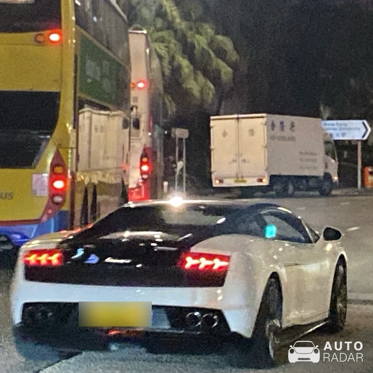 Lamborghini Gallardo LP560-4 spotted in Kowloon, Hong Kong
