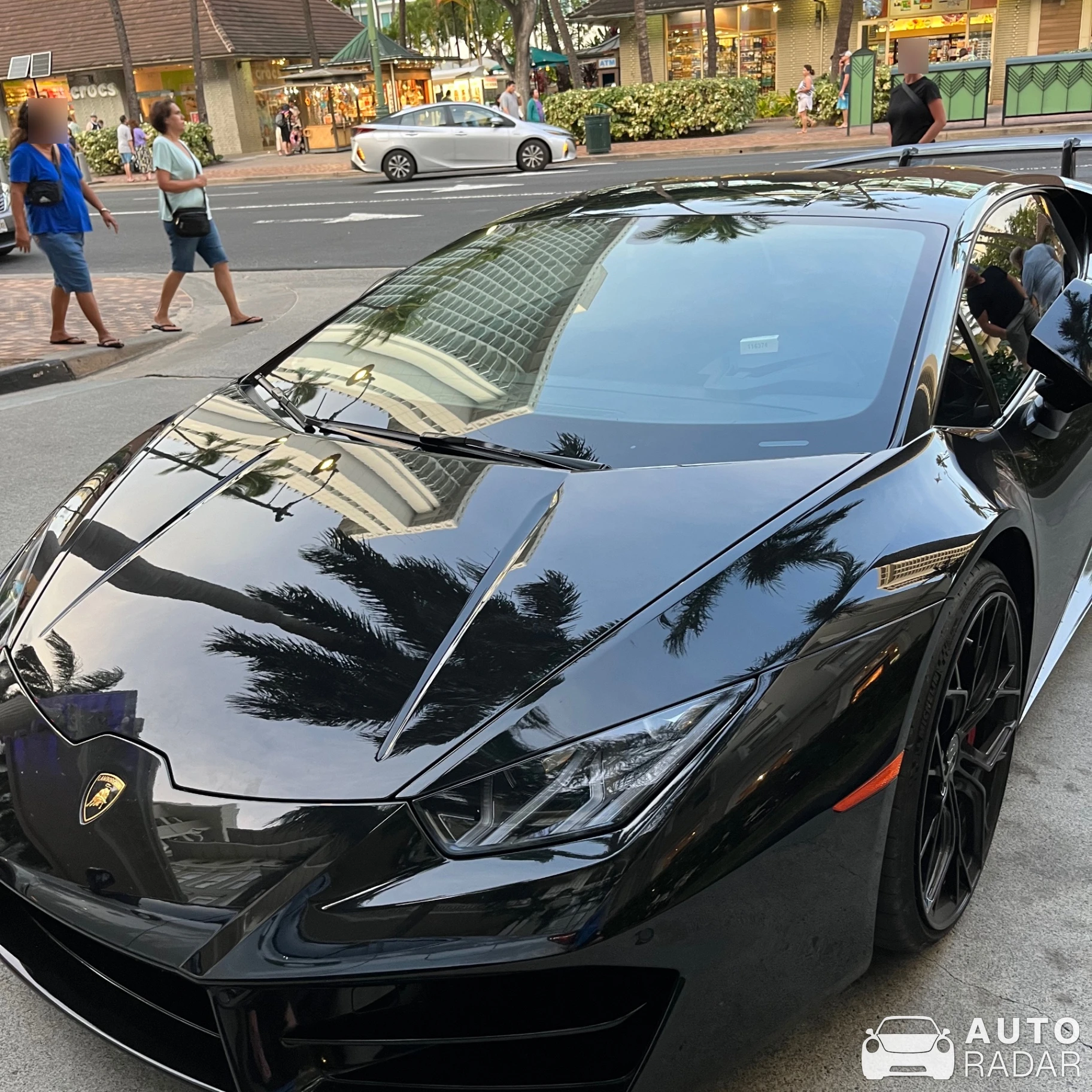 Lamborghini Huracán LP610-4 spotted in Honolulu, United States