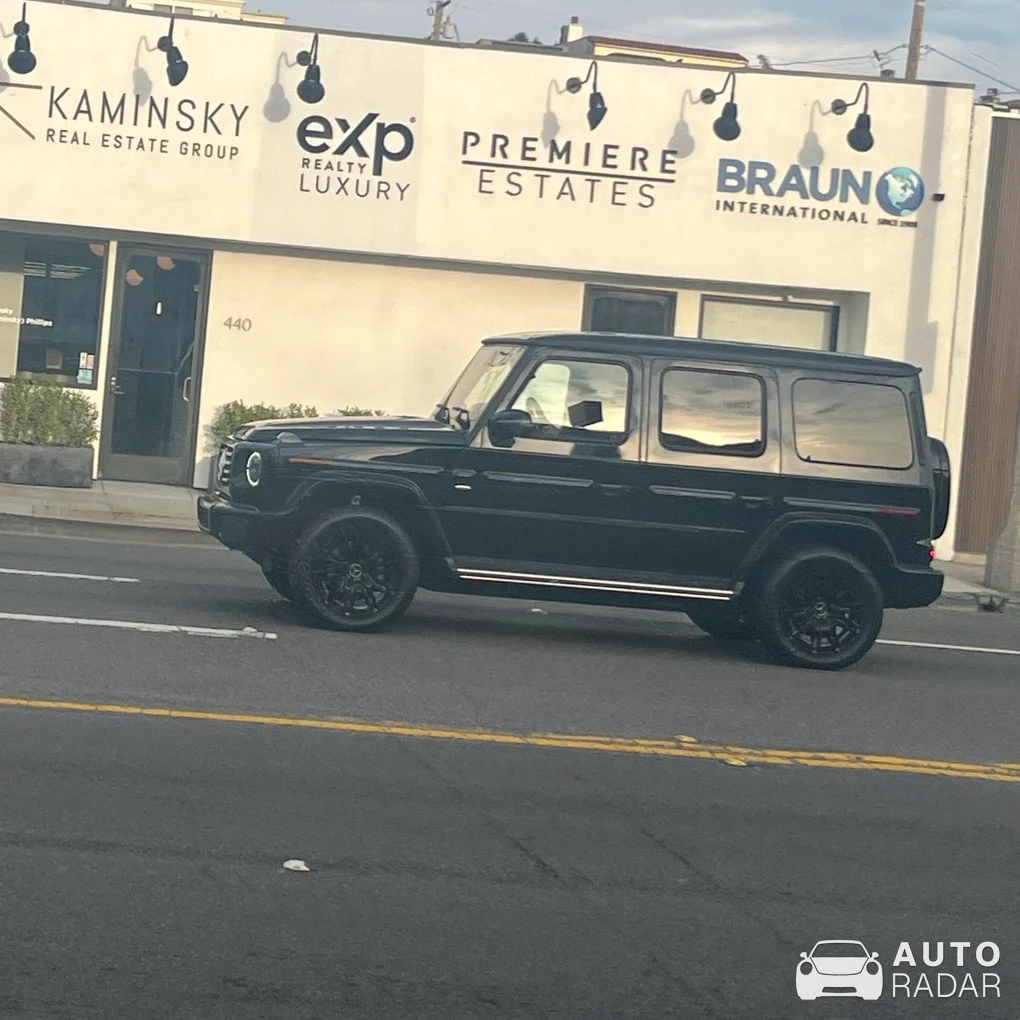 Mercedes-AMG G 63 W463 2018 spotted in Hermosa Beach, United States