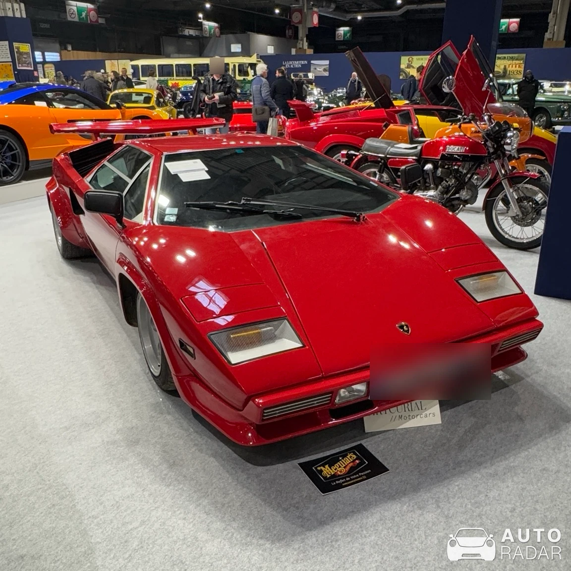 Lamborghini Countach 5000 Quattrovalvole spotted in Vanves, France
