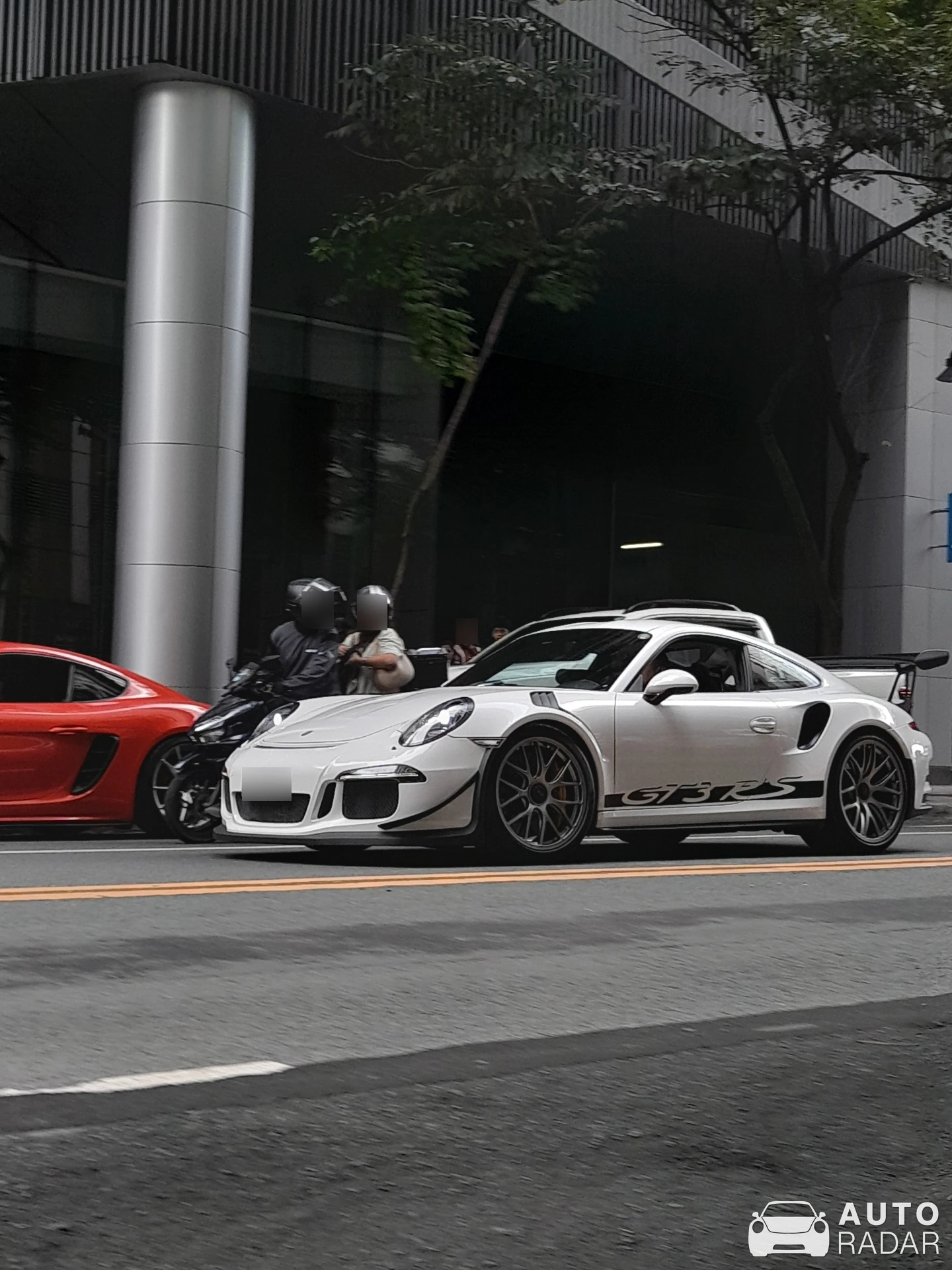 Porsche 991 GT3 RS MkI spotted in Taguig, Philippines