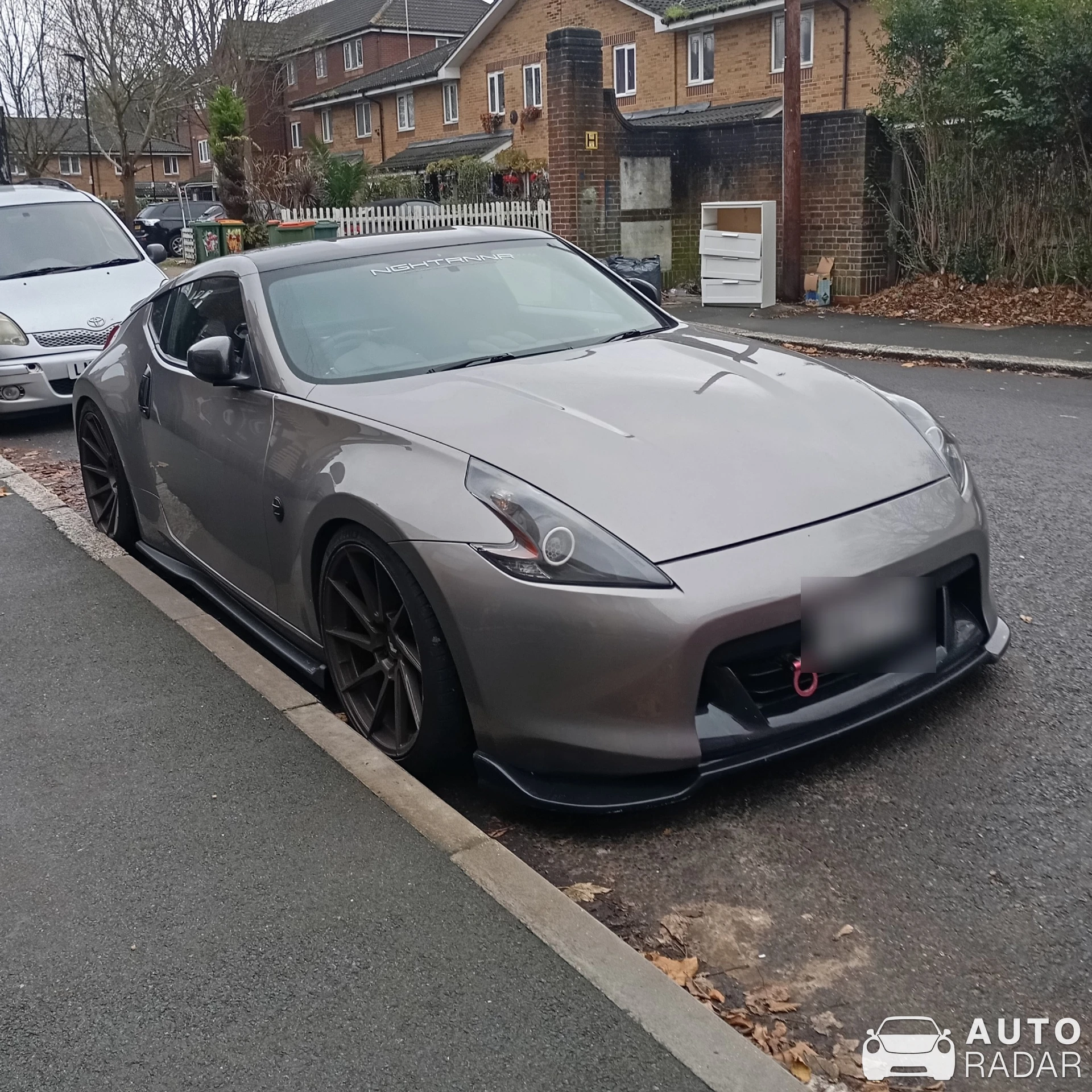 Nissan 370Z spotted in Greater London, United Kingdom