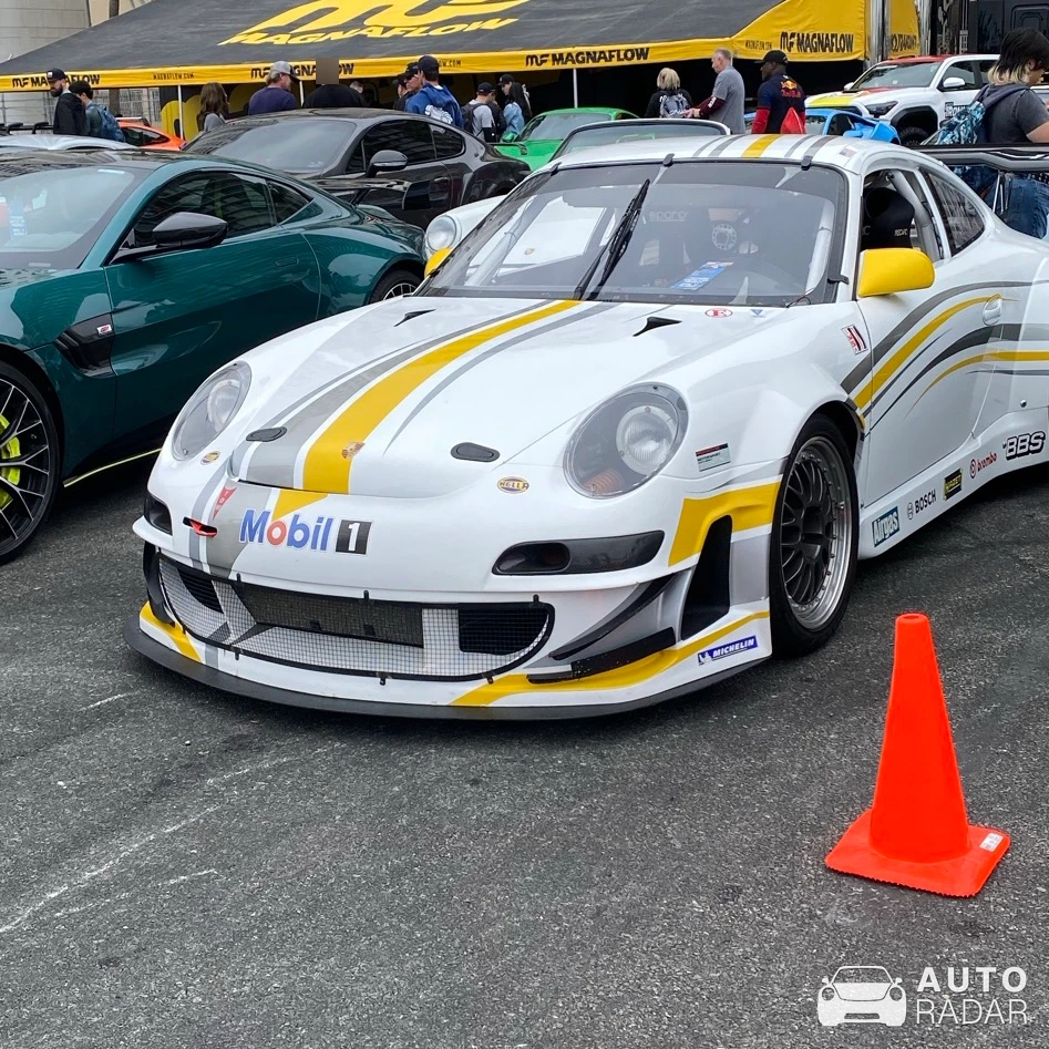 Porsche 997 GT3-R spotted in Long Beach