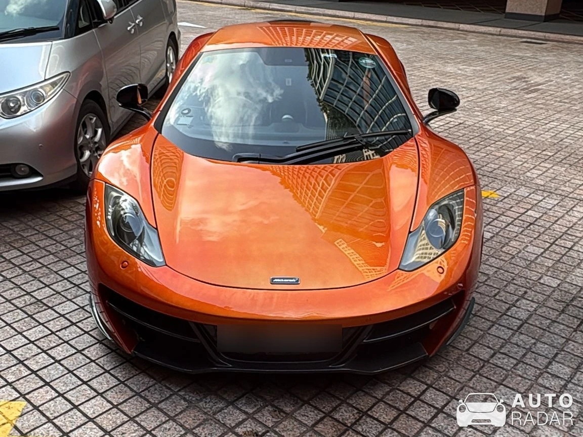 McLaren 12C spotted in Singapore, Singapore