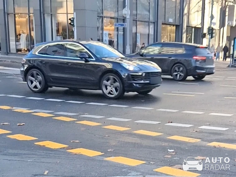 Porsche Macan spotted in Berlin, Germany