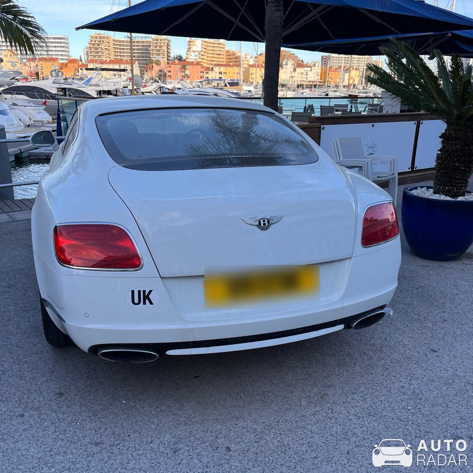 Bentley Continental GT spotted in Quarteira