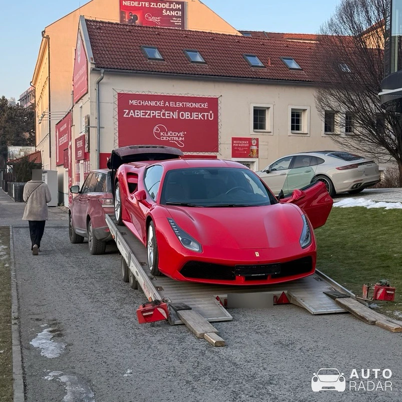 Ferrari 488 GTB spotted in Praha 9, Czechia