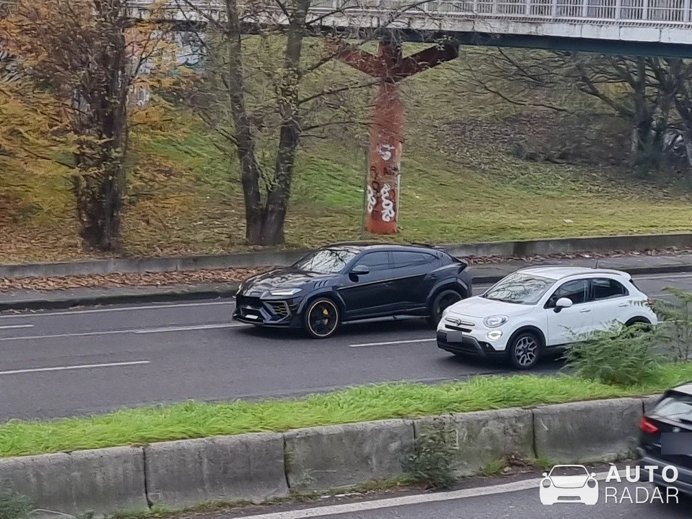 Lamborghini Urus Mansory Venatus Evo spotted in Milano