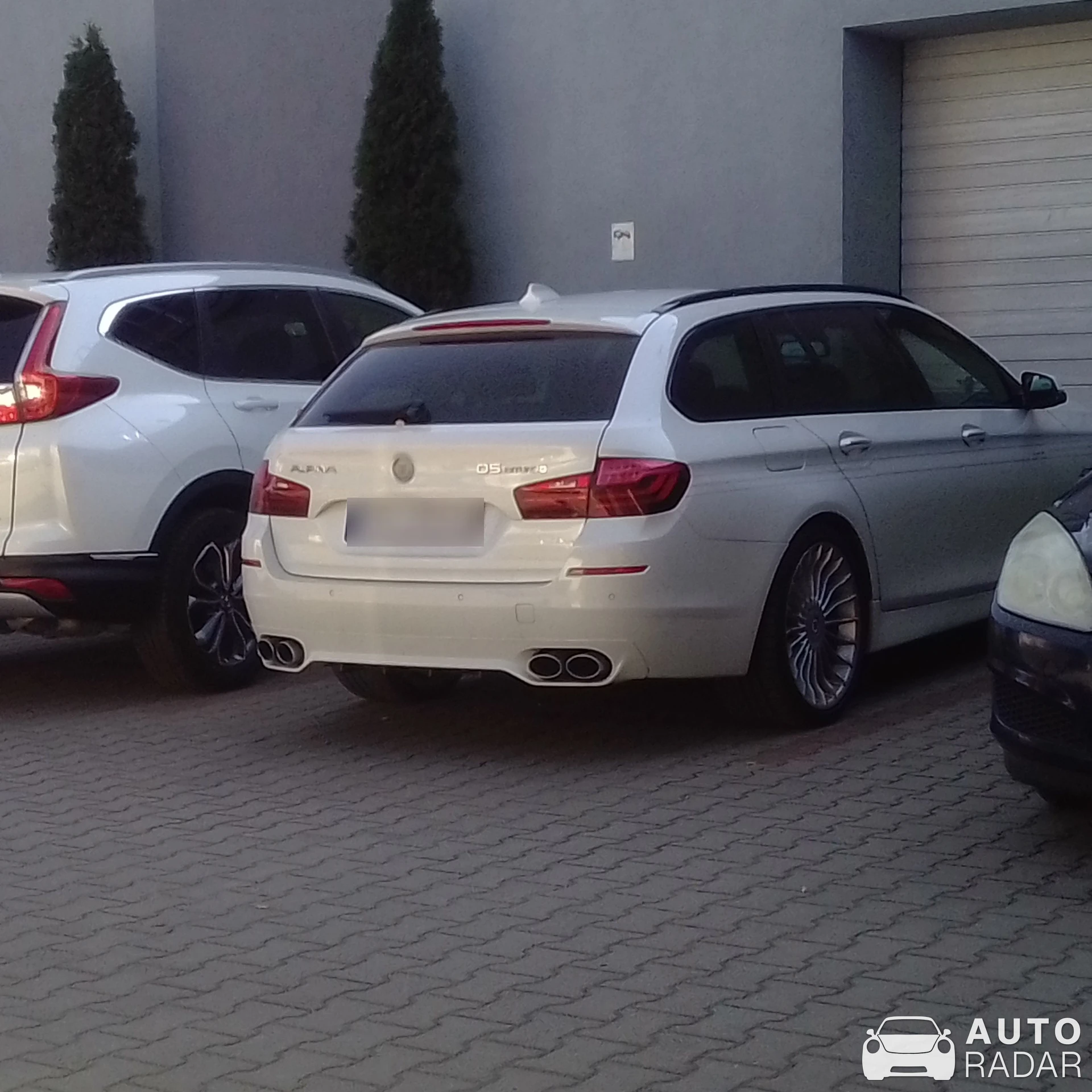 Alpina D5 BiTurbo Touring 2014 spotted in Pabianice