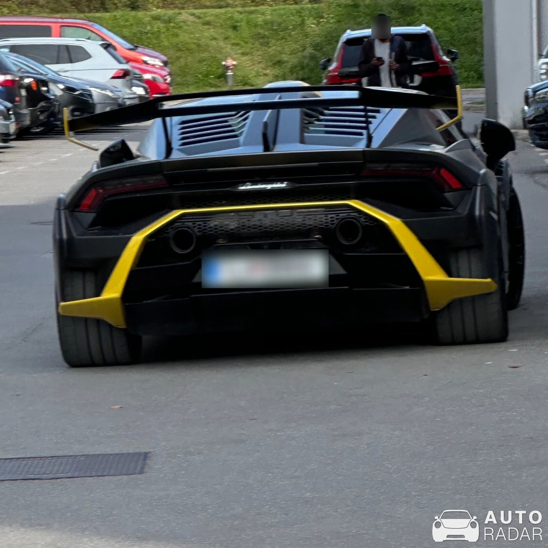 Lamborghini Huracán LP640-4 EVO spotted in Ljubljana, Словения