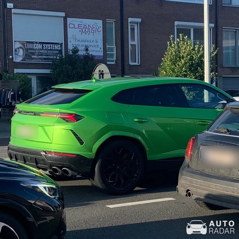 Lamborghini Urus spotted in Wommelgem, België