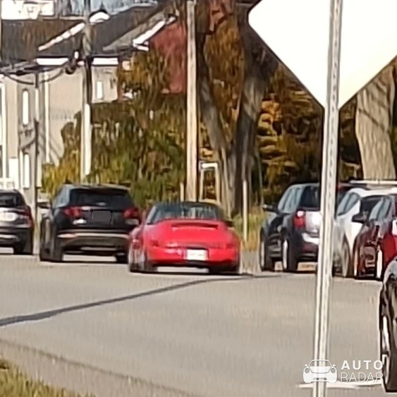 Porsche 964 Targa spotted in Rimouski, Canada