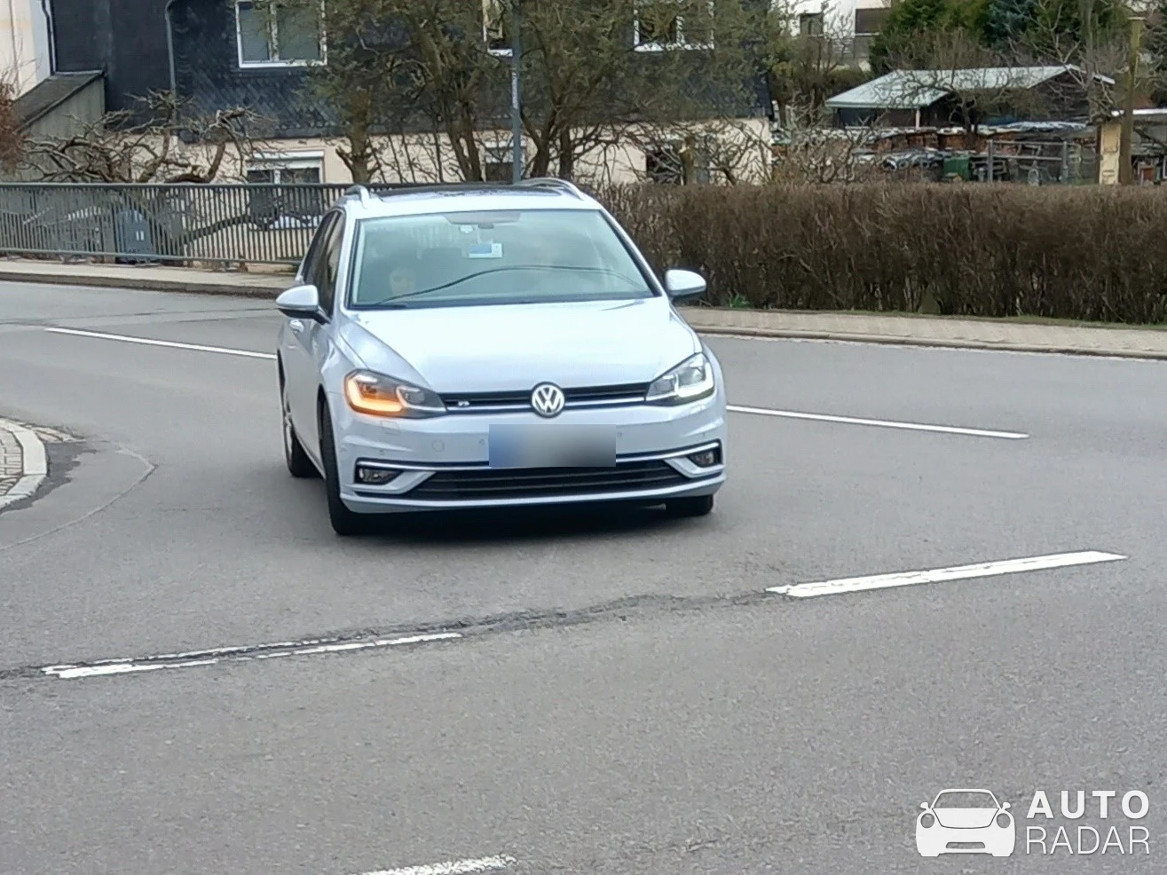 Volkswagen Golf MkVII R-Line spotted in Zwönitz