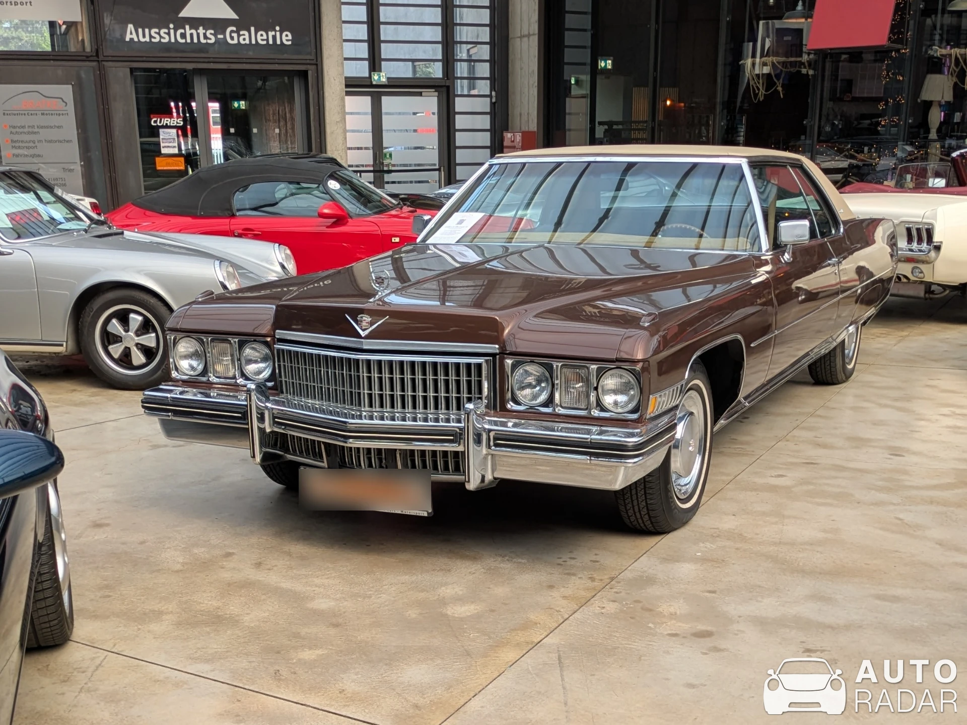 Cadillac Sedan de Ville spotted in Düsseldorf