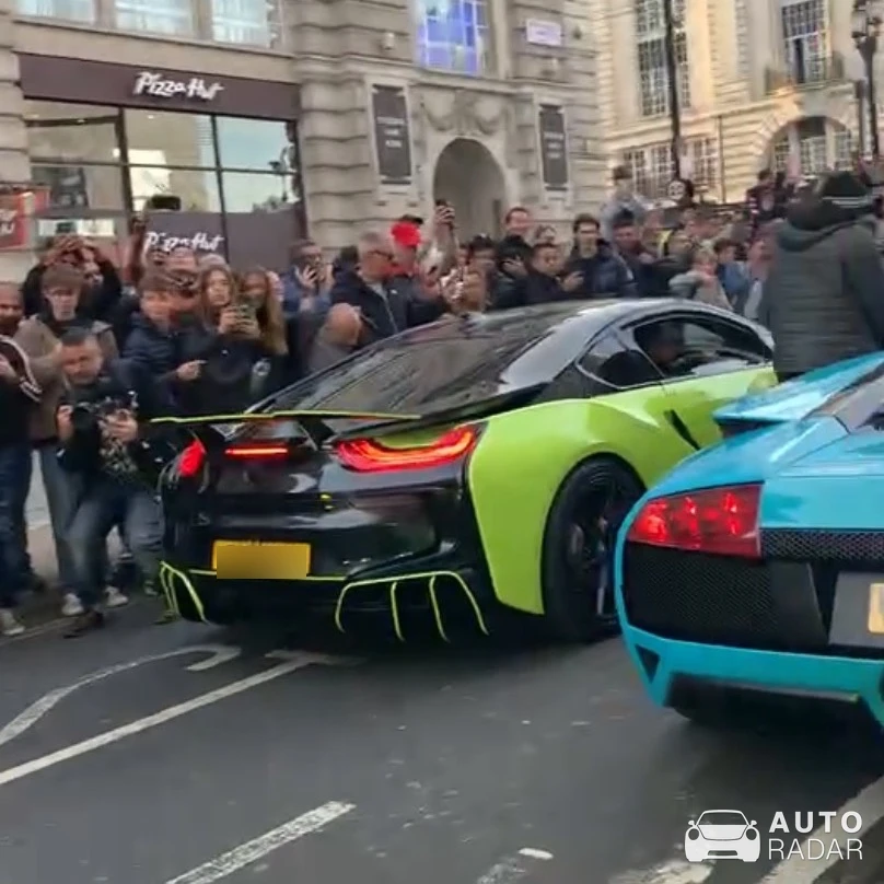 BMW i8 spotted in Greater London, United Kingdom